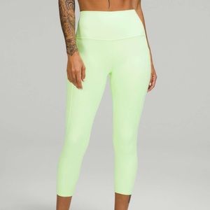 NWOT. Lululemon Align High-Rise Crop 23"